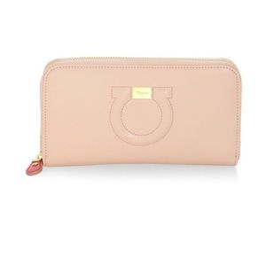 NWT Salvatore Ferragamo Wallet